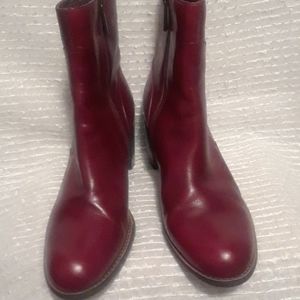 Liz Claiborne Burgundy Boots
